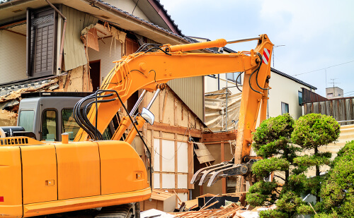 空き家などの解体工事を承ります